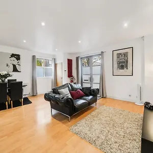 https://city-2-bed-modern-apartment-by-tower-bridge-london.brighton-hotels-england.com