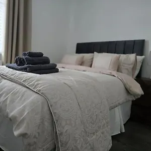 https://perfect-home-from-home-heart-of-sleeps-6.belfasthotelsireland.com
