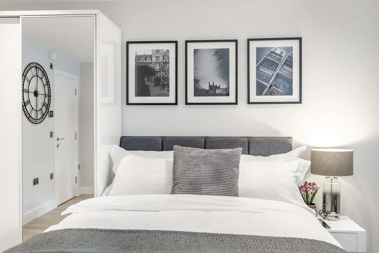 Tailored Stays - Central Cambridge Studios, Free Parking 0*,